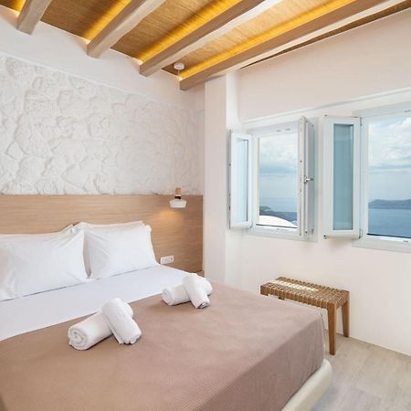 Airth Santorini Suites Firostefani Extérieur photo