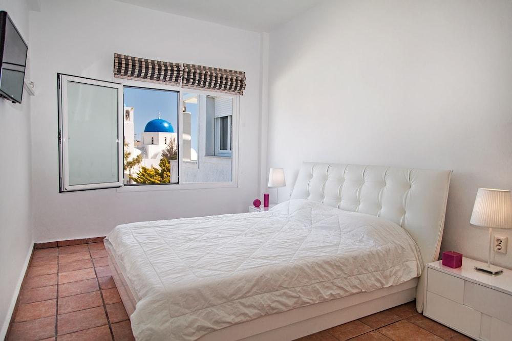 Airth Santorini Suites Firostefani Extérieur photo