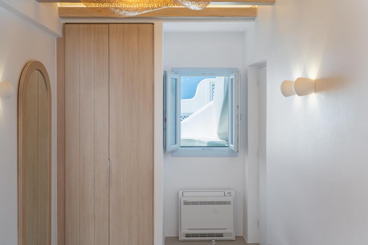 Airth Santorini Suites Firostefani Extérieur photo