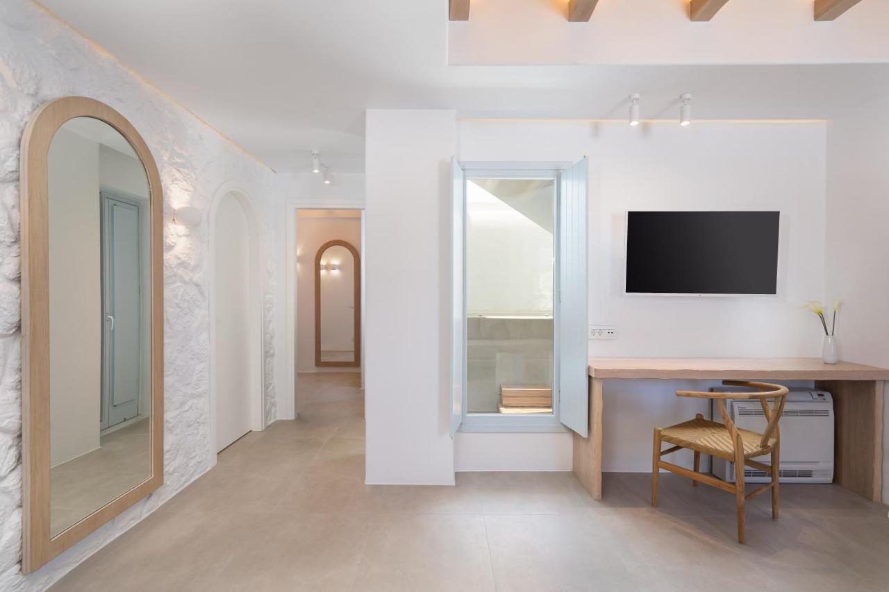 Airth Santorini Suites Firostefani Extérieur photo